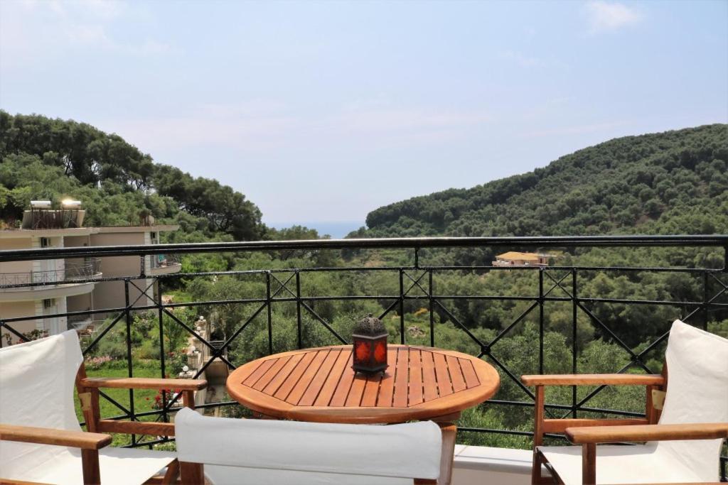 Dafni No4 Parga